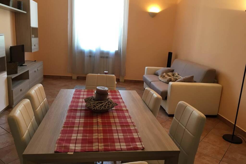 Appartamento Arcobaleno In Centro Citta Bergamo Luaran gambar